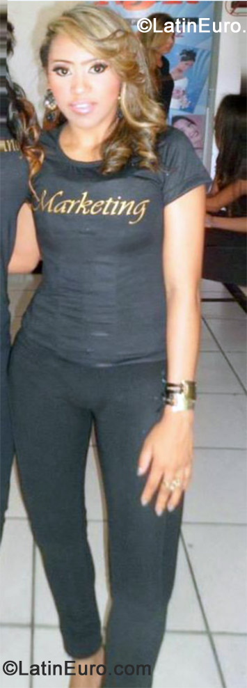 Date this nice looking Brazil girl Endy from Belo Horizonte BR7257