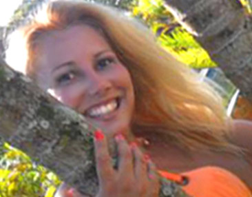 Date this fun Brazil girl Thayse from Juiz De Fora BR7214