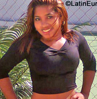 Date this sensual Brazil girl Andreia from Sao Luis BR7236