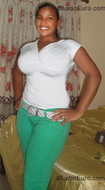 Date this charming Dominican Republic girl Marleni from Puerto Plata DO13375