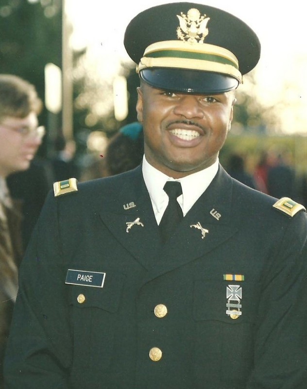 Date this funny United States man Charles from Herndon US13761