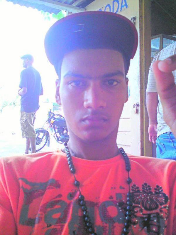 Date this funny Dominican Republic man Rainel from La Romana DO13455