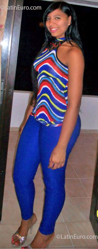 Date this good-looking Dominican Republic girl Andreina01 from San Pedro De Macoris DO13642