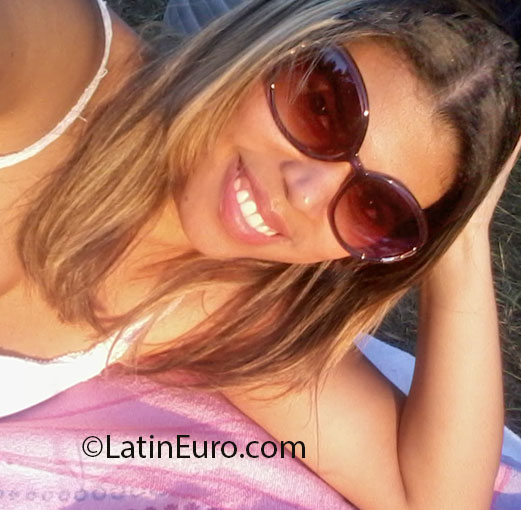 Date this stunning Brazil girl Erika from Rio De Janeiro BR7346