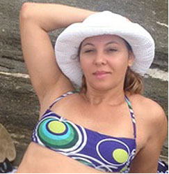 Date this delightful Brazil girl Verinha from Rio De Janeiro BR7380
