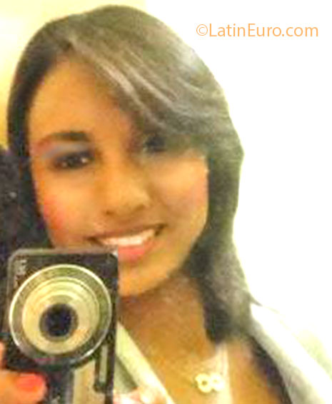 Date this tall Brazil girl Thais from Rio de Janeiro BR7394
