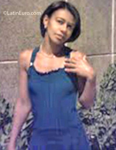 Date this attractive Brazil girl Jucelia from Feira De Santana BR7437