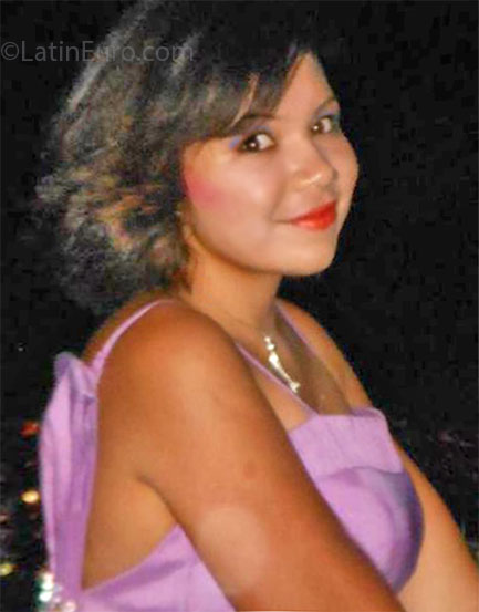 Date this cute Mexico girl Stefani from Morelia MX862
