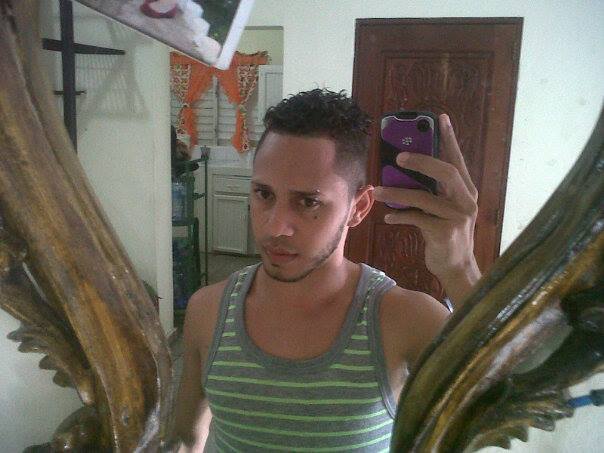 Date this funny Dominican Republic man Manuel from La Vega DO14424