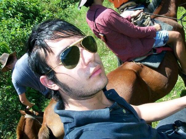 Date this young Colombia man Andres monteneg from Bogota CO12257