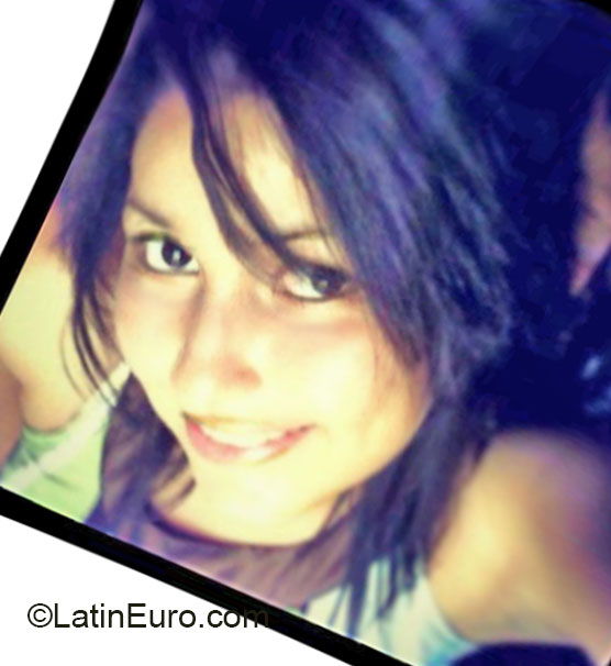 Date this young Honduras girl Lidiette from Tegucigalpa HN807