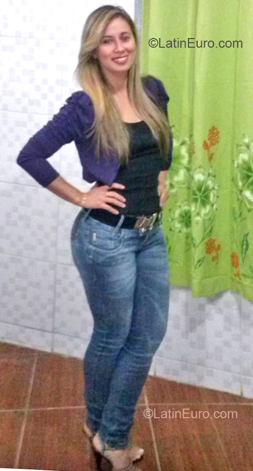 Date this young Brazil girl Angel from Rio De Janeiro BR7577