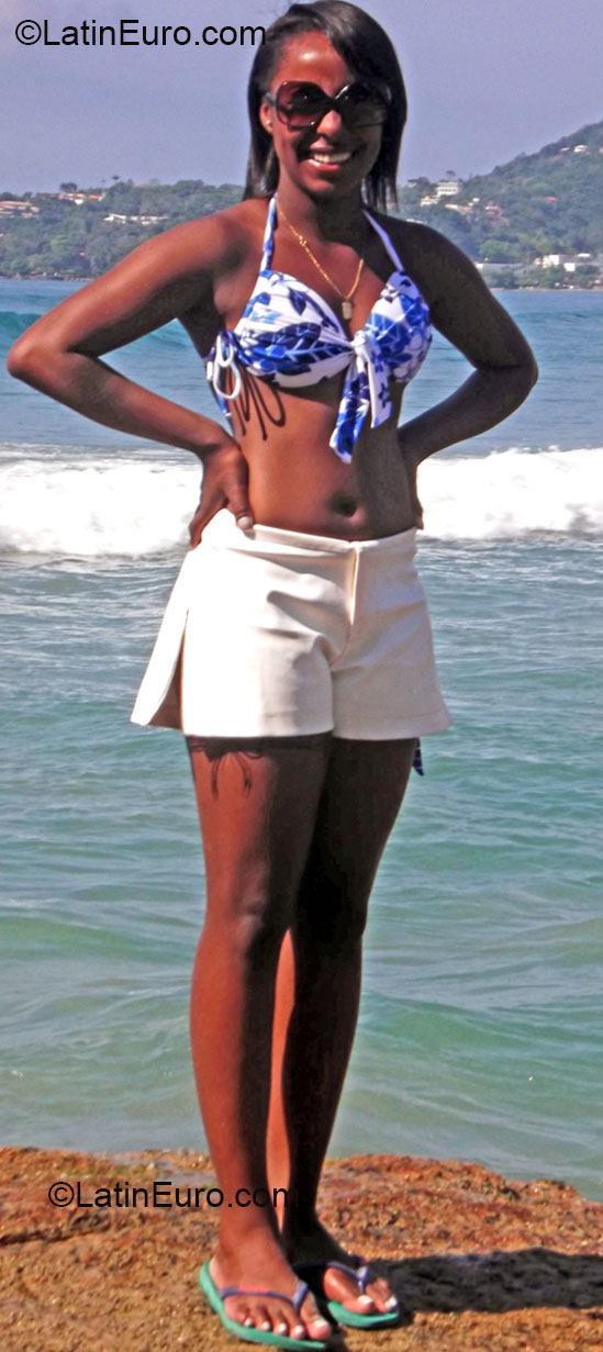 Date this georgeous Brazil girl Sabrina from Carmo De Minas BR7592