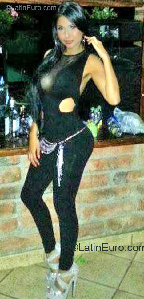 Date this lovely Colombia girl Sol from Bogota CO15462