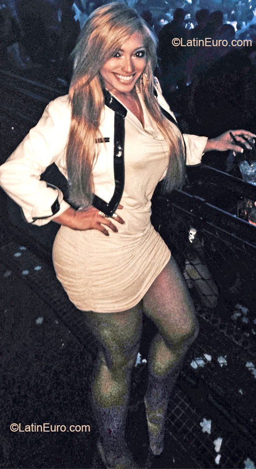 Date this beautiful Brazil girl Celia from Sao Paulo BR7624
