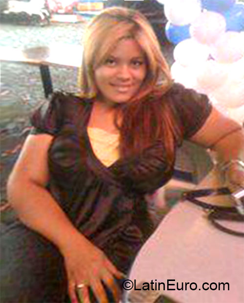 Date this lovely United States girl Bienven LIz from Miami US14121