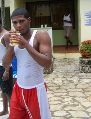Date this delightful Dominican Republic man Felix antonio from Santo Domingo DO15475