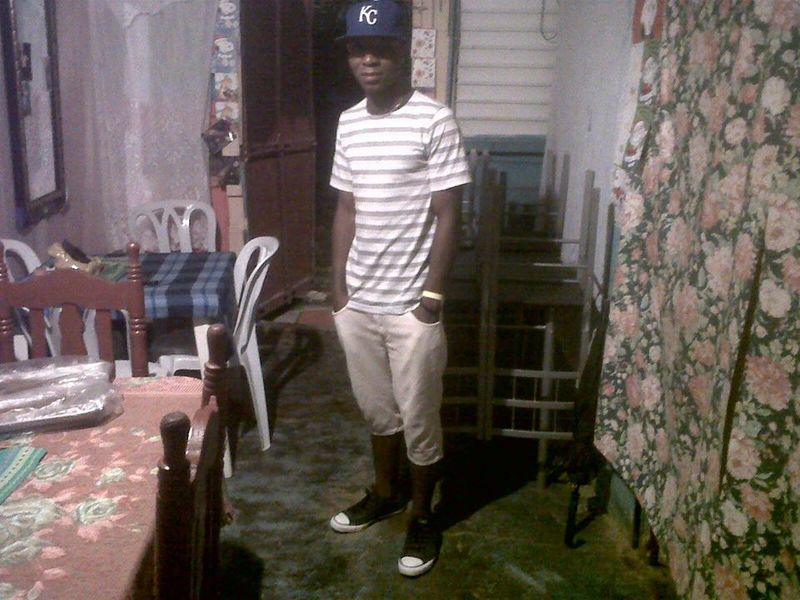 Date this tall Dominican Republic man Juan fernando r from Barahona DO15564
