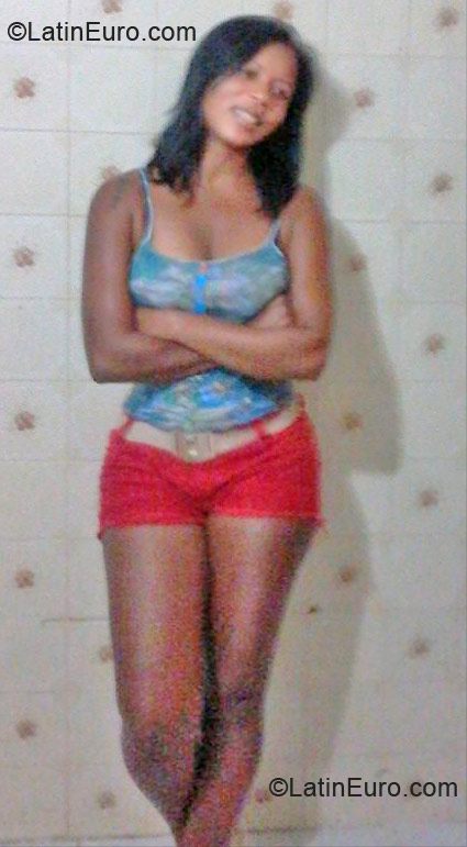 Date this hot Brazil girl Gilmara from Recife BR7737