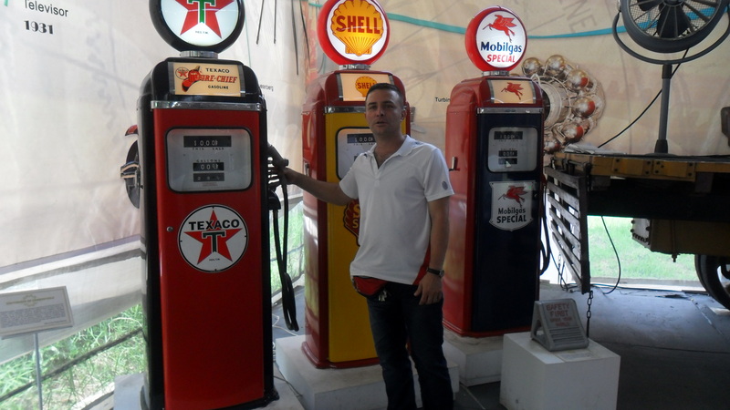 Date this cute Colombia man JAVIER ECHEVERR from Cali CO12915