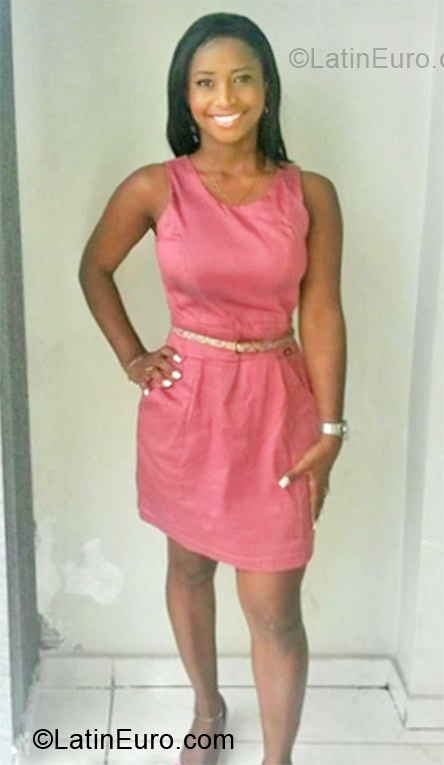 Date this beautiful Brazil girl Kelly from Rio De Janeiro BR7756