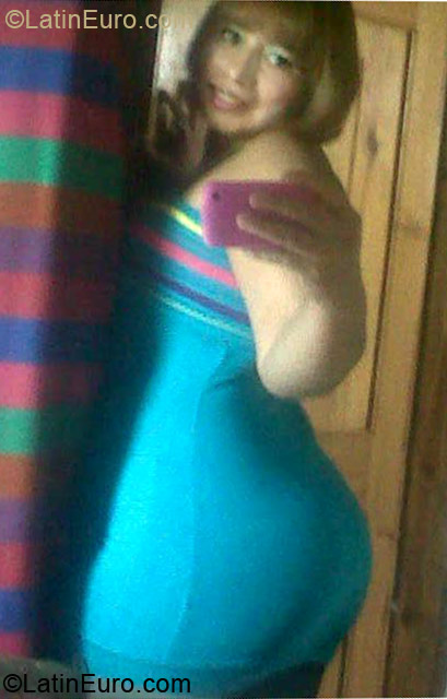 Date this georgeous Honduras girl Rosy from Tegucigalpa HN840