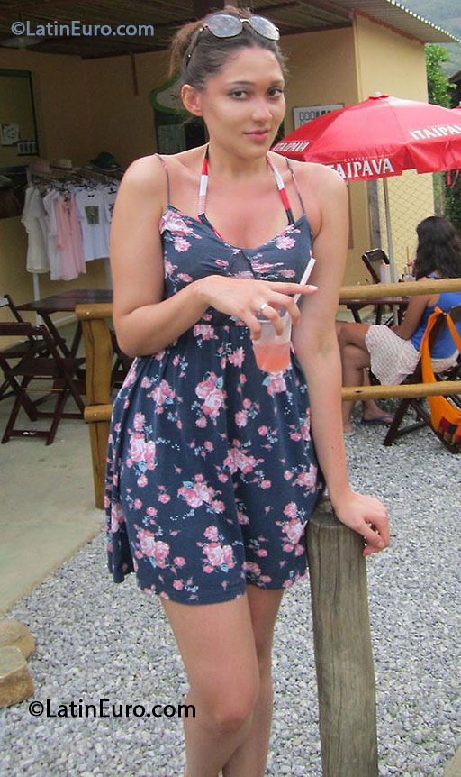 Date this funny Brazil girl Amanda from Sao Paulo BR7793