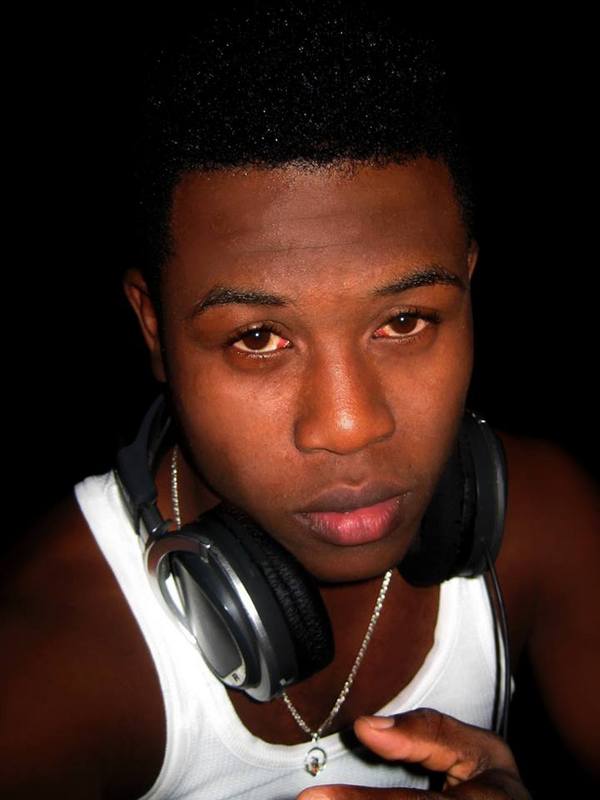 Date this georgeous Dominican Republic man Kender from Santo Domingo DO15786