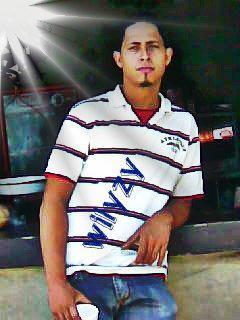 Date this nice looking Dominican Republic man Wilfin from Santo Domingo DO16106