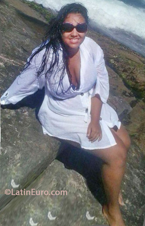 Date this beautiful Brazil girl Thamiris from Casimiro De Abreu BR7863