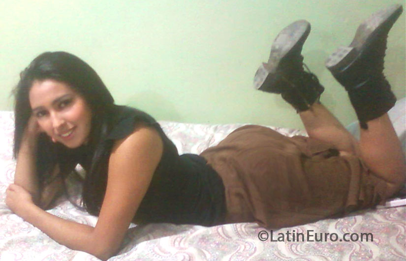 Date this young Honduras girl Emy from San Pedro Sula HN866