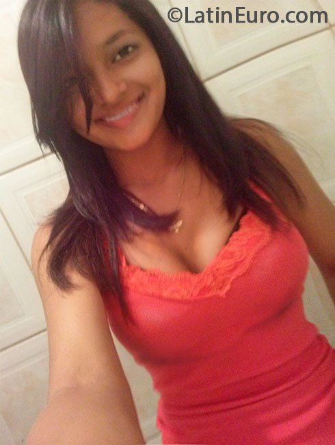 Date this happy Brazil girl Camila from Sao Paulo BR8023