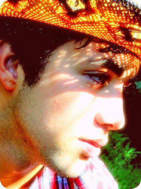 Date this foxy Brazil man Vinicius from Cachoeiro De Itapemirim BR8027