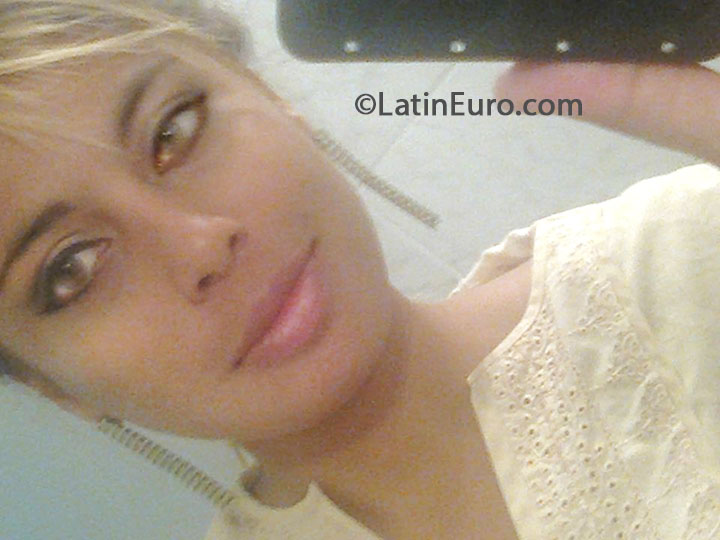 Date this cute Brazil girl Pamela from Sao Paulo BR8121