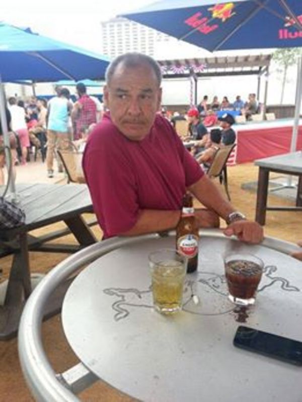 Date this good-looking United States man Robert from Houston US14560