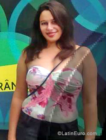 Date this stunning Brazil girl Hilda from Barbacena BR8145