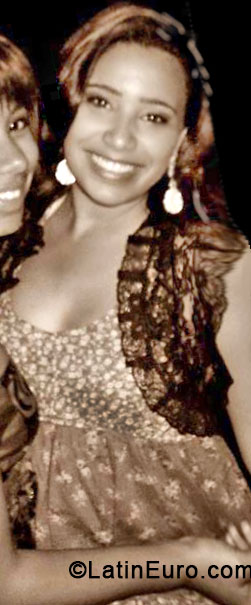 Date this hot Brazil girl Layne from Sao Jose Da Safira BR8187