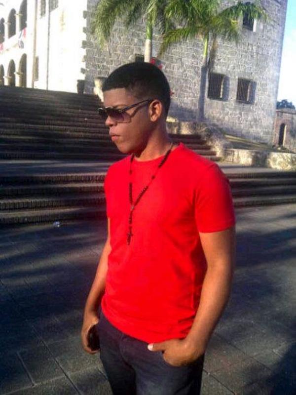 Date this voluptuous Dominican Republic man Isac alberto from Santodomingp DO17540