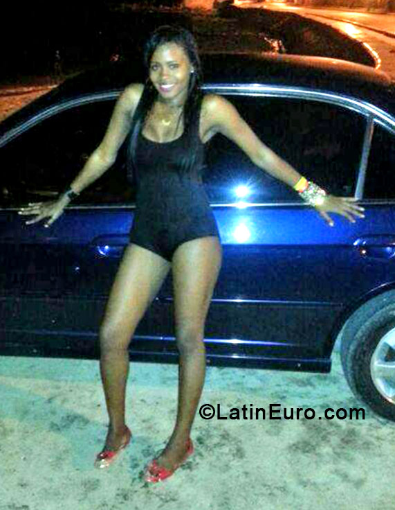 Date this lovely Jamaica girl Kersha from Hanover JM1348