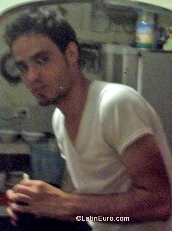 Date this sensual Colombia man Arley felipe rios from Medellin CO14393