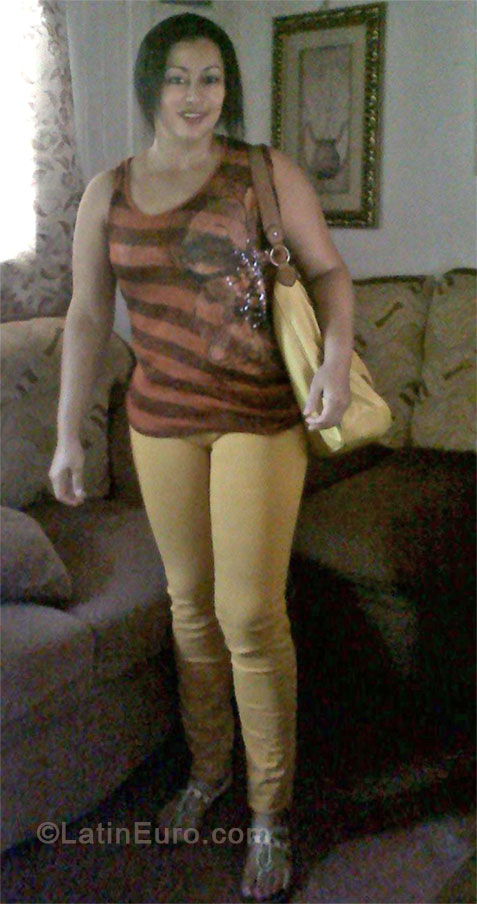 Date this passionate Honduras girl Carolina from Puerto Cortes HN905