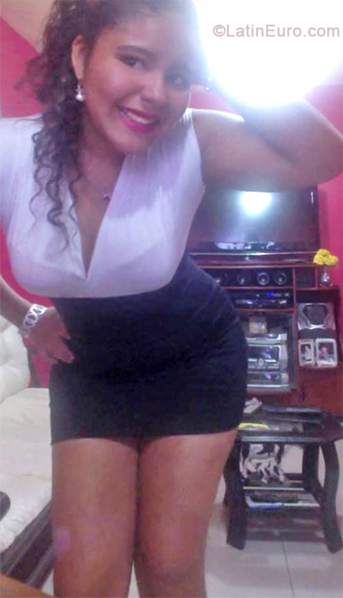 Date this young Peru girl Forella from Lima PE842
