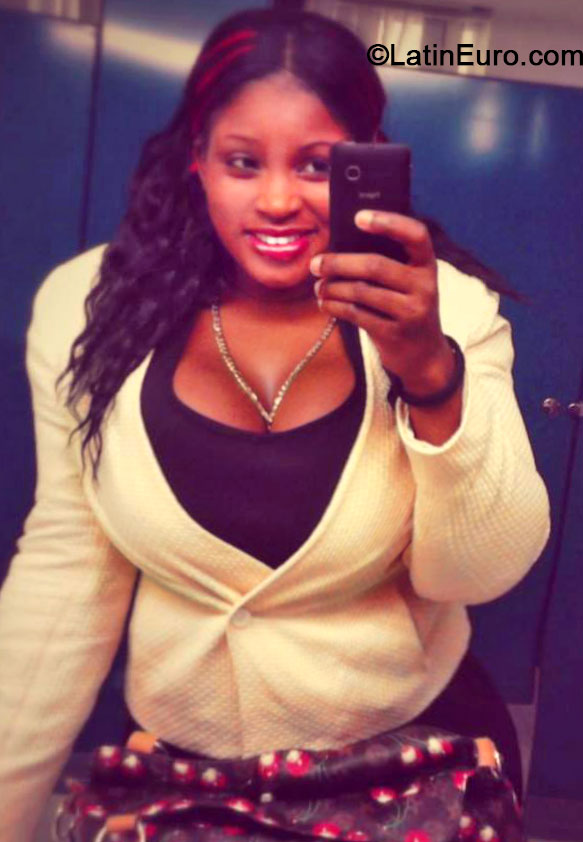 Date this pretty Jamaica girl Kimmy from St. Catherine JM1415