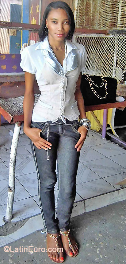 Date this happy Jamaica girl Pet from Kingston JM1416