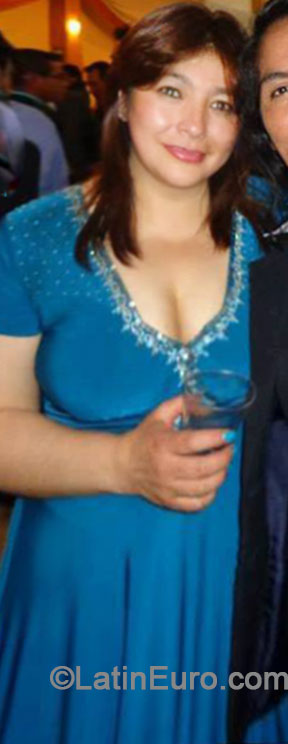Date this athletic Peru girl Gihana from Piura PE858