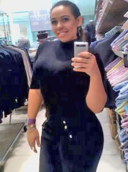 Date this voluptuous Brazil girl Vivian from Aracaju BR8294