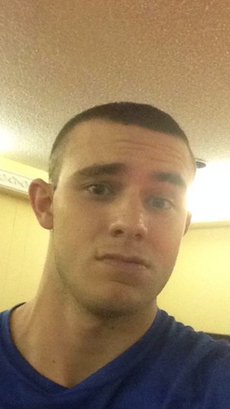 Date this good-looking United States man Dylan2020 from Muscle Shoals US14700
