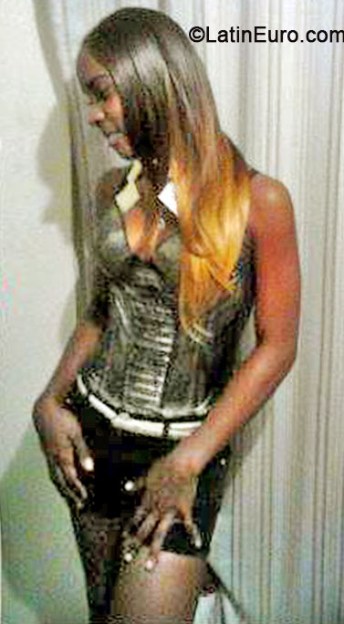 Date this attractive Jamaica girl Sharona from Ocho Rios JM1452