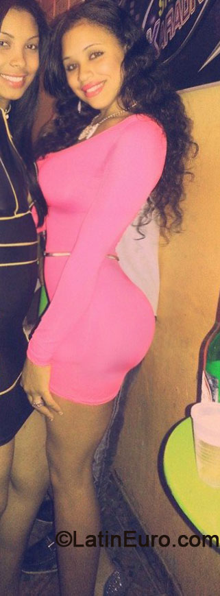 Date this tall Dominican Republic girl Norys from Santo Domingo DO18008