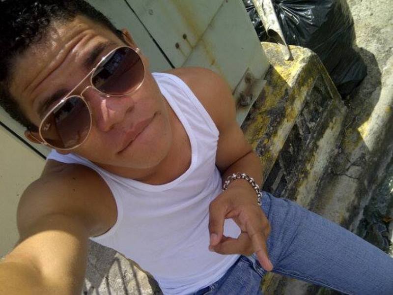 Date this sultry Dominican Republic man Apolinar from Santo Domingo DO18203